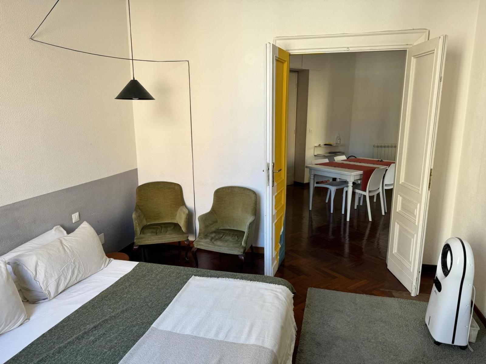 Apartment A Colorful Spot For La Dolce Rom